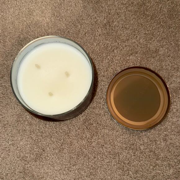 New Bath & Body Works Afternoon Rainfall 3 Wick Candle - Picture 4 of 4